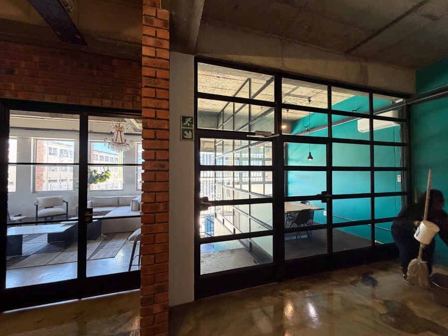To Let Commercial Property for Rent in Salt River Western Cape